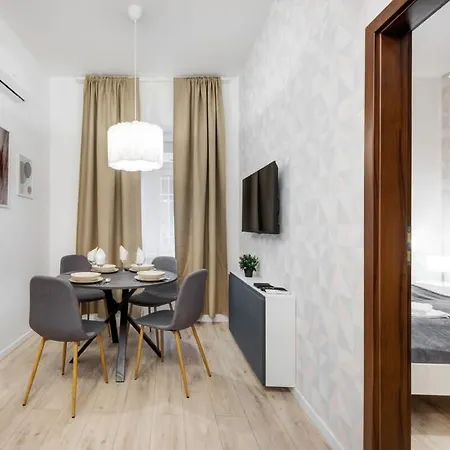 Lejlighed Modern New & Budapest