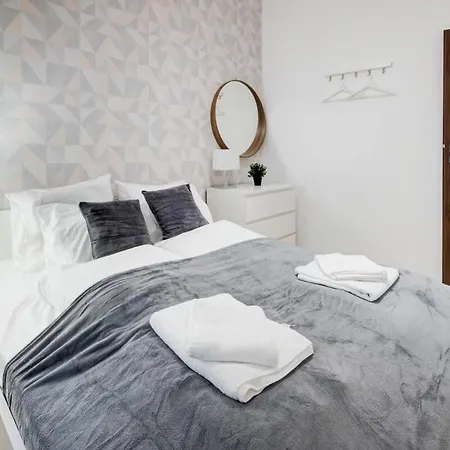 Apartament Modern New &